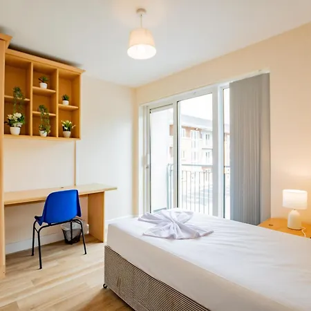 Lejlighed 4 Bed - Spacious
